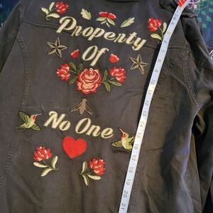 Embroidered jacket Torrid size 2. So nicely made